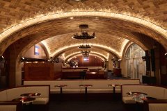 致敬“纽约时刻”，TOMMY HILFIGER 2024秋冬系列亮相纽约时装周